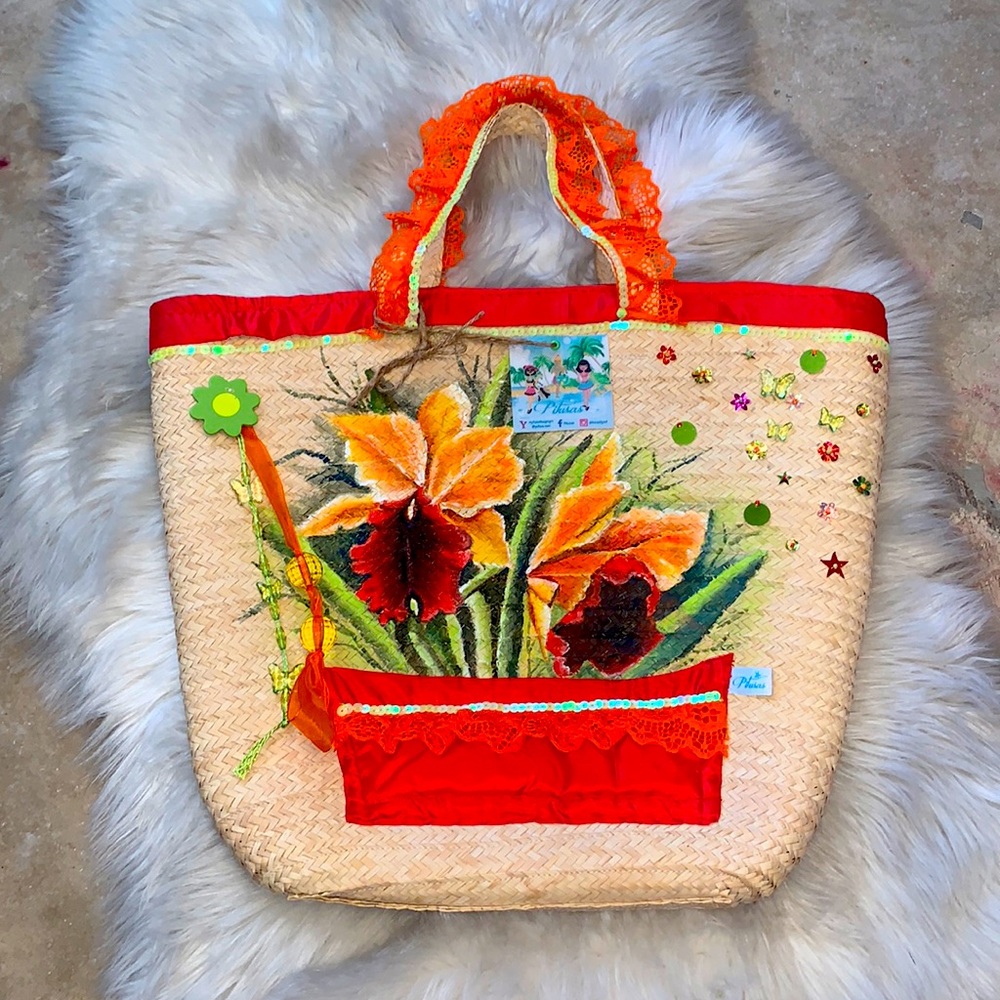 Pitusas straw hand painted floral tote Bag Purse Tote New Rare